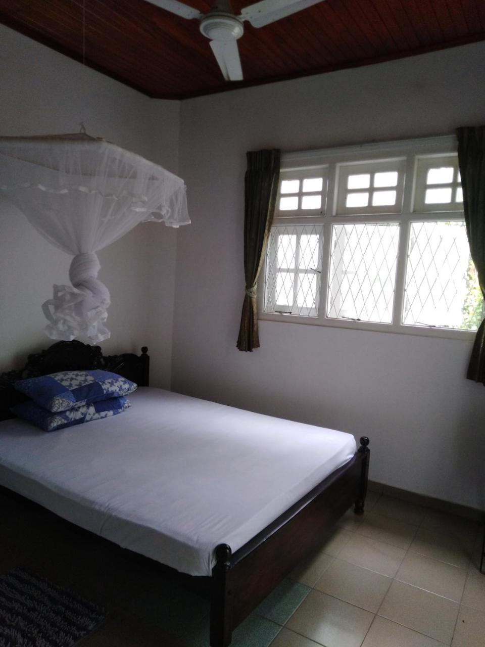 Anusha Apartment 15 Homestay Ґалле Екстер'єр фото